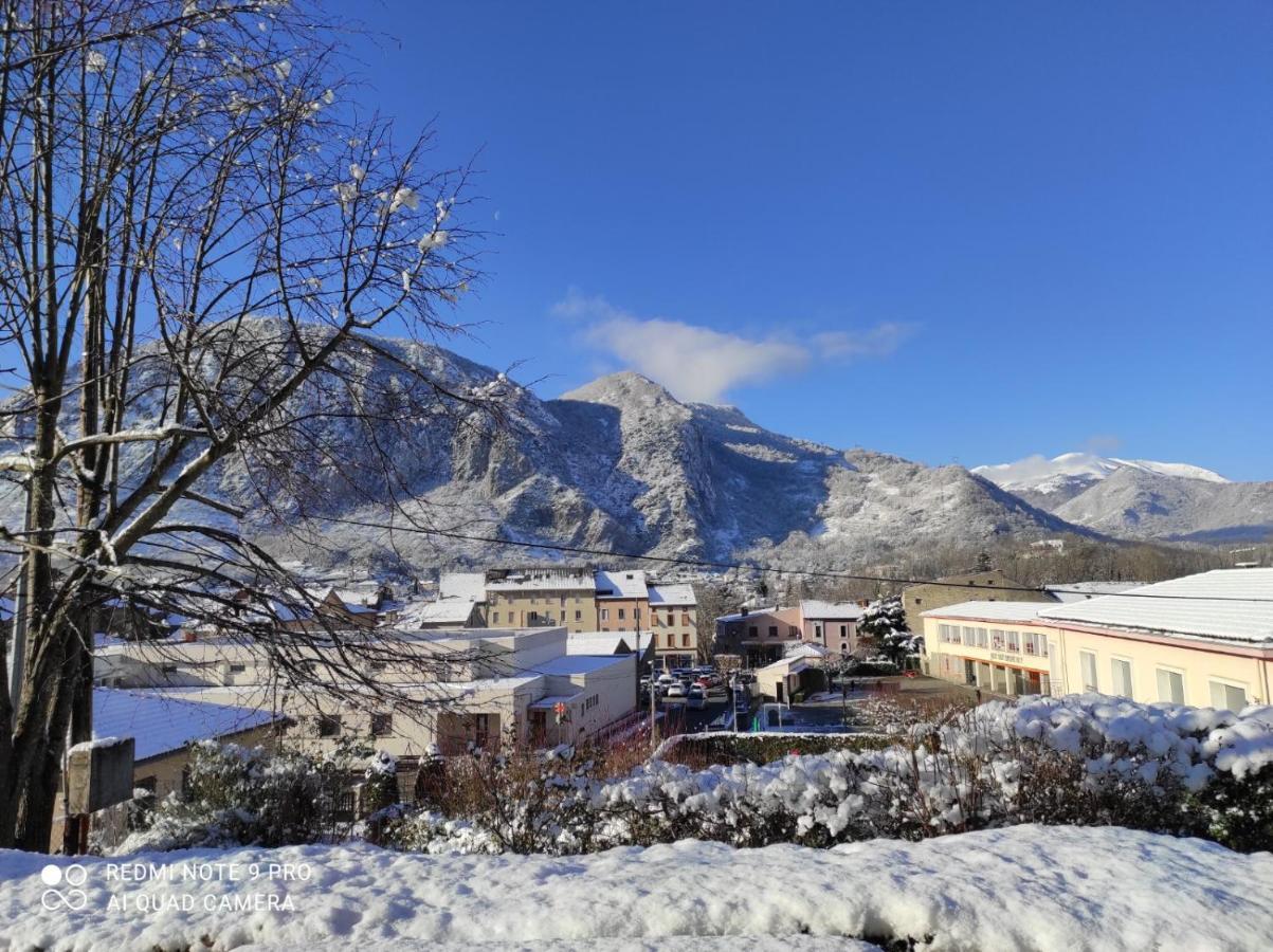 Le Nopal Bleu Apartment Tarascon-sur-Ariege Bagian luar foto